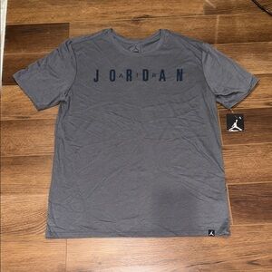 Jordan Men's Gray T-Shirt (thin)